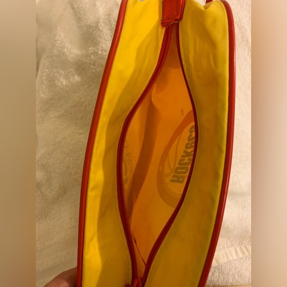 VINTAGE 90S HOUSTON ROCKETS TRAVEL SOUVENIR BAG DOPP YELLOW RED NBA TEXAS - Picture 7 of 7